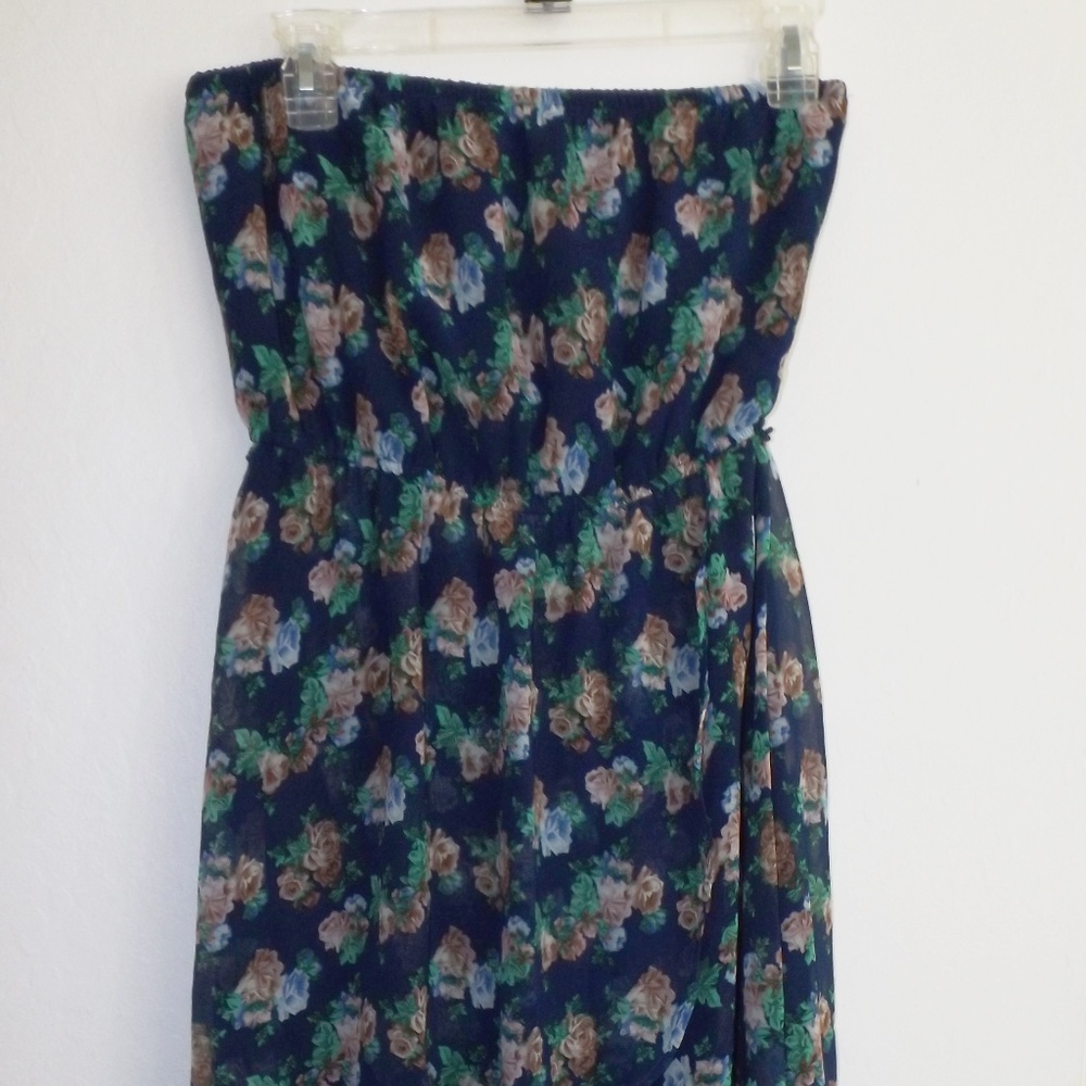 IRIS strapless chiffon dress.Size L (#EV350)